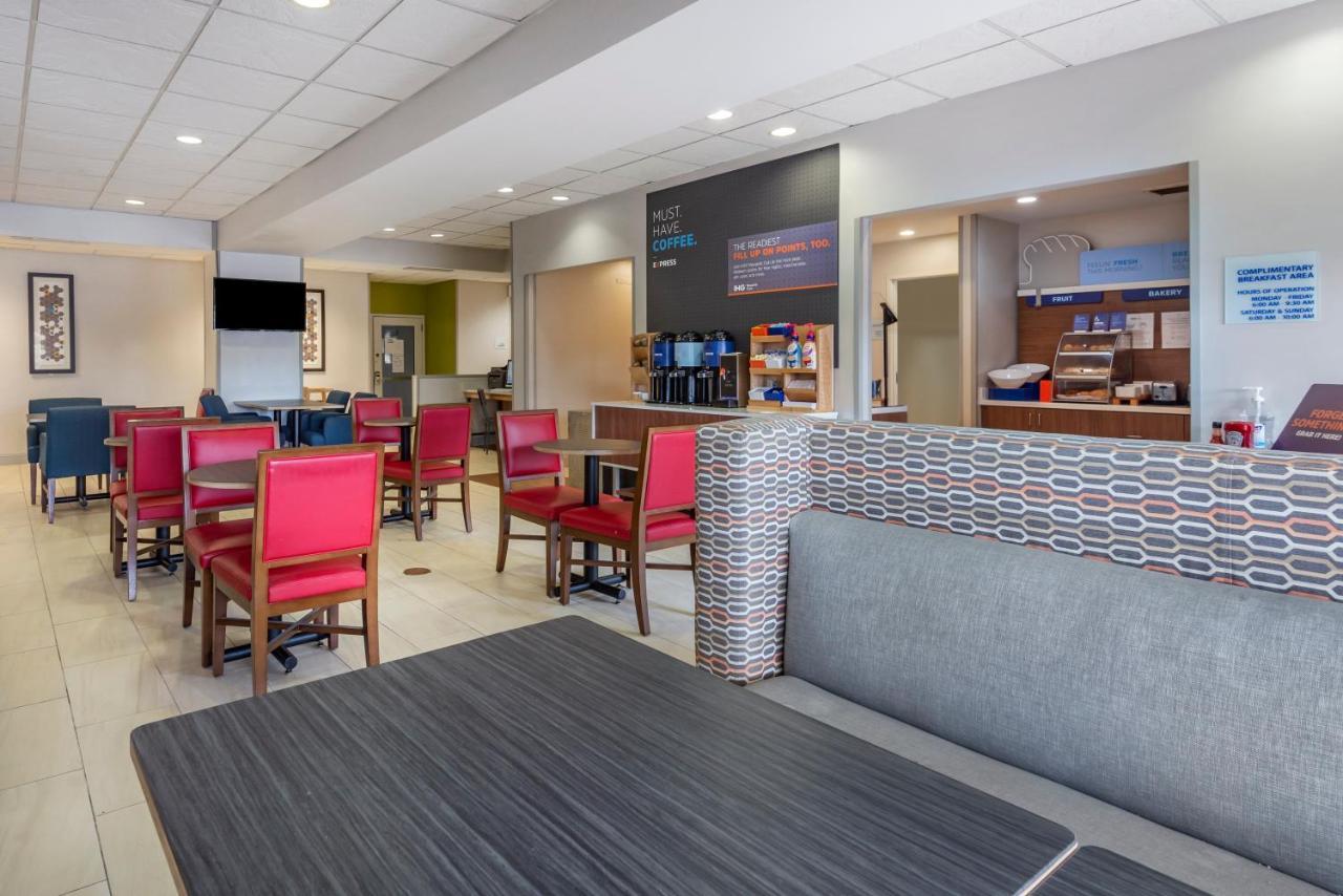 Holiday Inn Express Charlotte West - Gastonia By Ihg Екстериор снимка