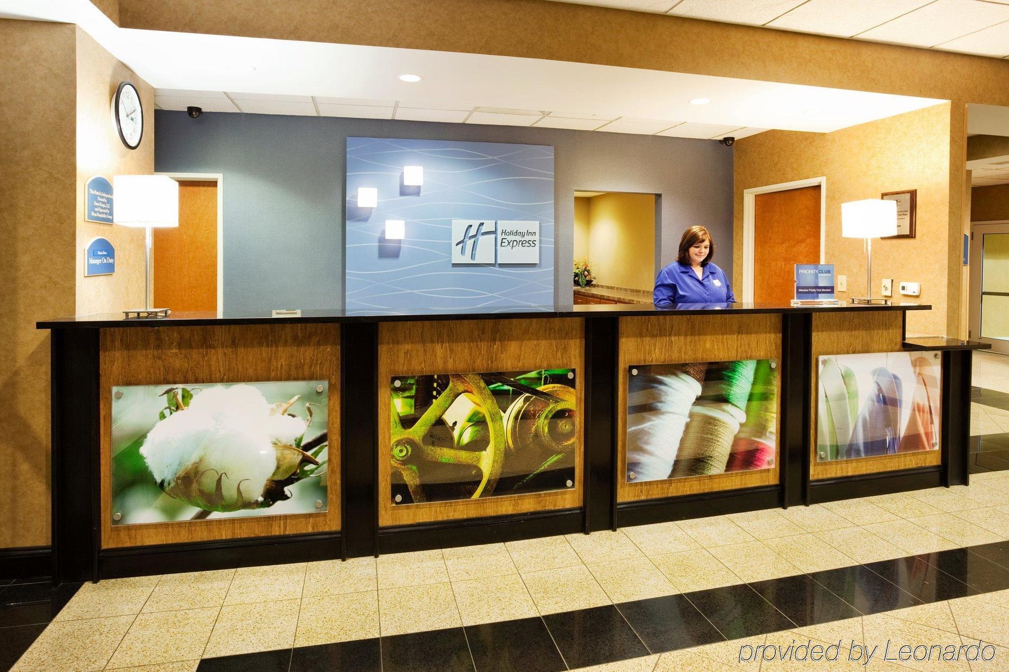 Holiday Inn Express Charlotte West - Gastonia By Ihg Интериор снимка