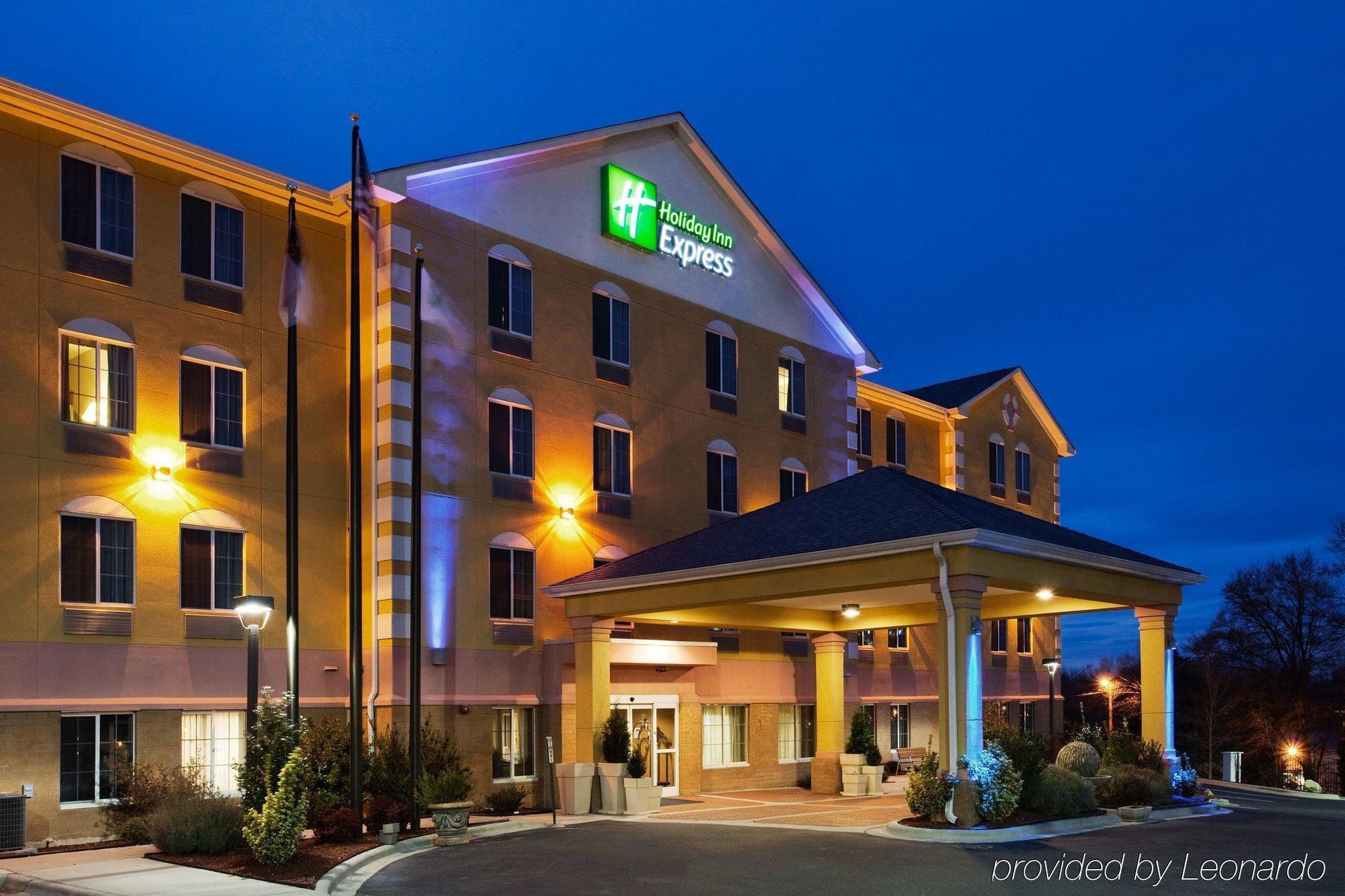 Holiday Inn Express Charlotte West - Gastonia By Ihg Екстериор снимка